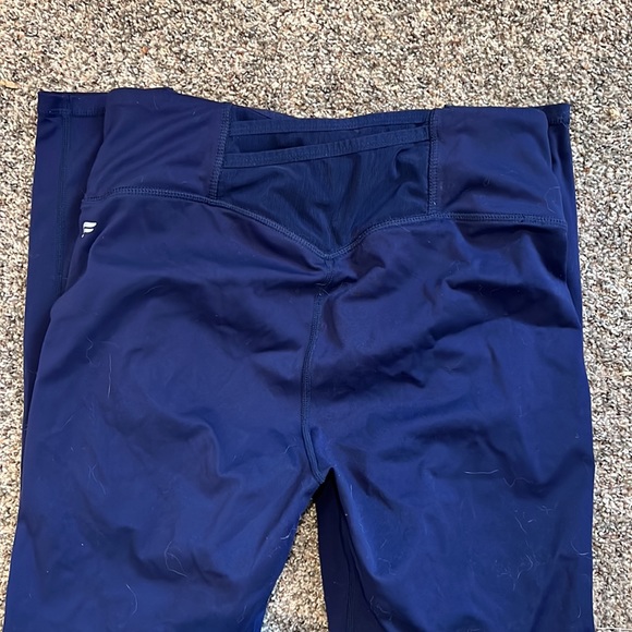 Fabletics Motion 365 leggings - Picture 2 of 5